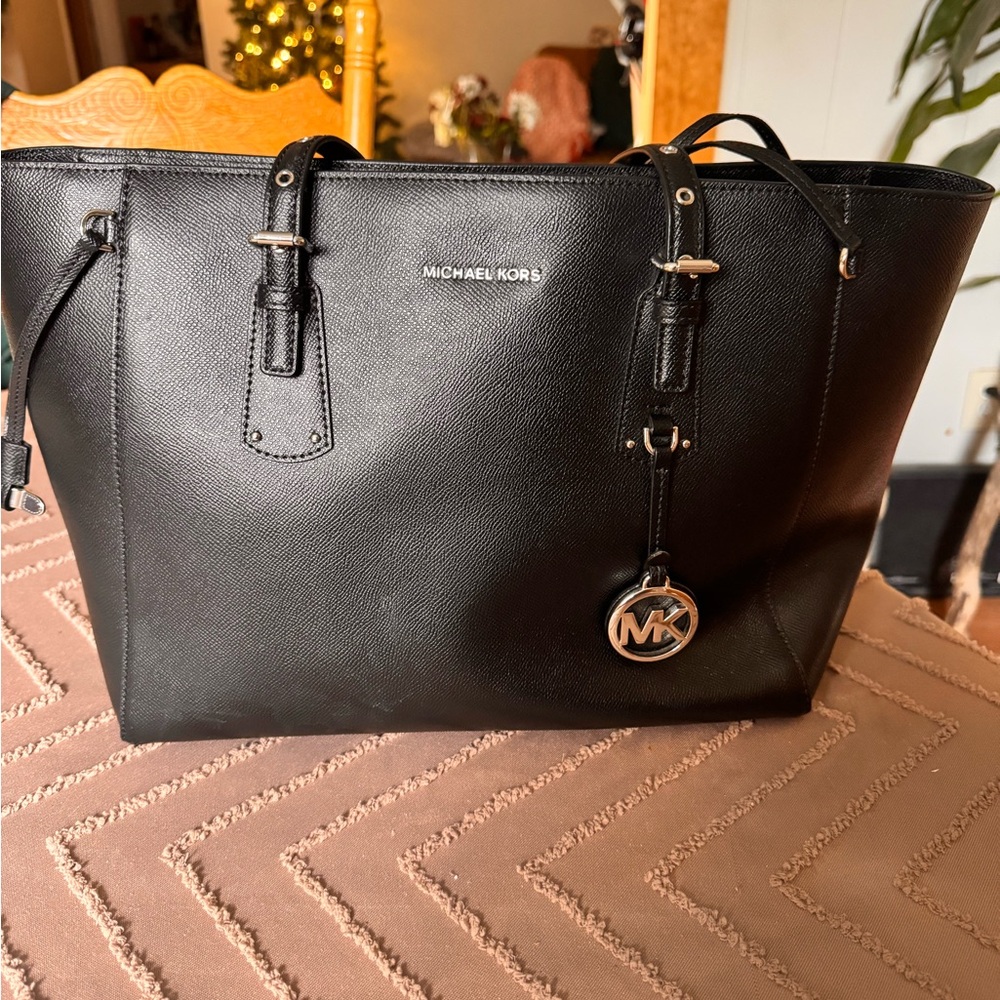 Michael Kors Classic Black Tote